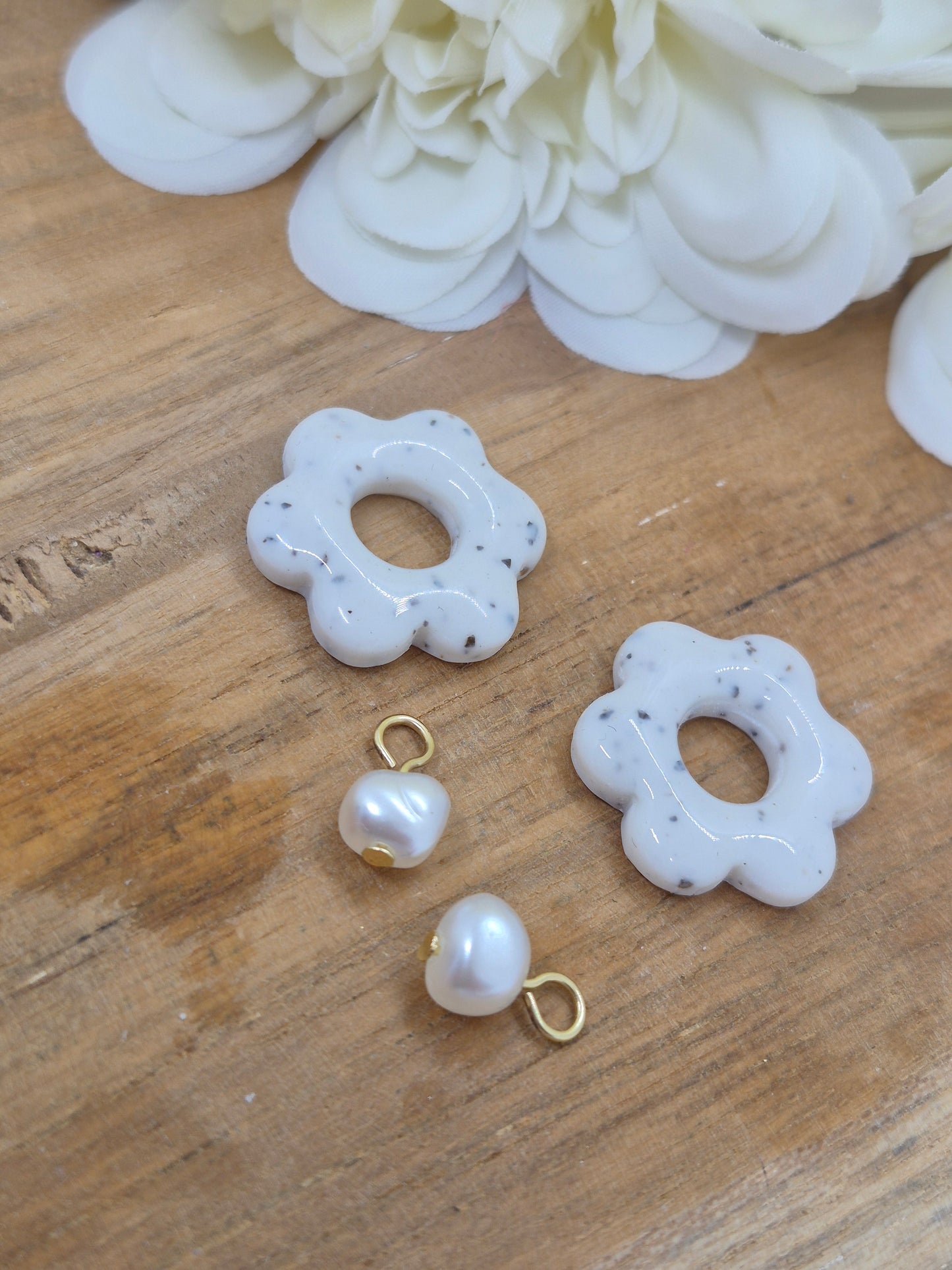 Boucle d'oreille - FLORA + perle