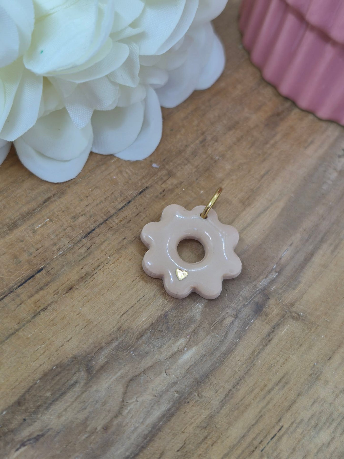 Pendentif personnalisé Nouvelles couleurs Lettre + Cœur