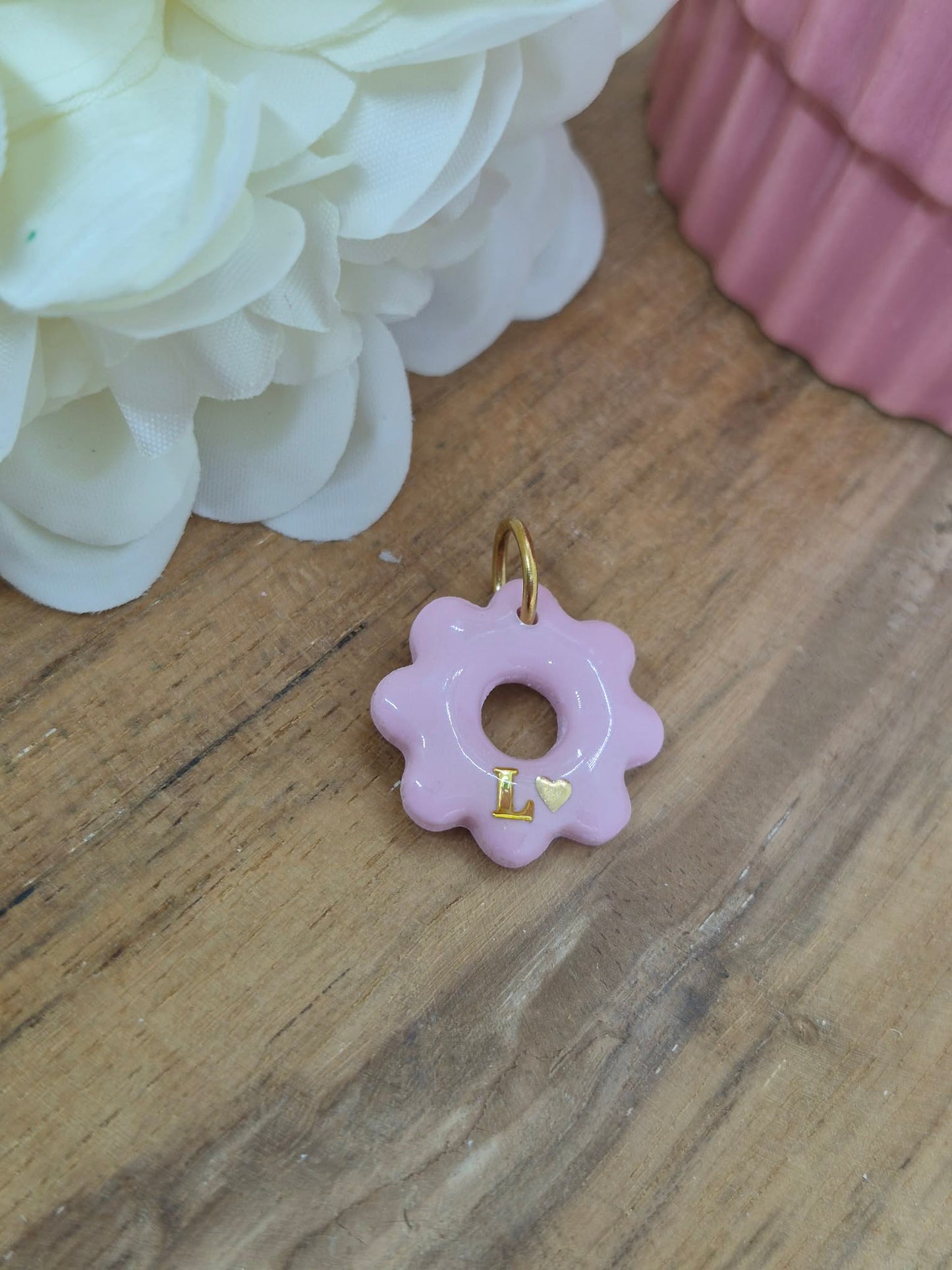 Pendentif personnalisé Nouvelles couleurs Lettre + Cœur