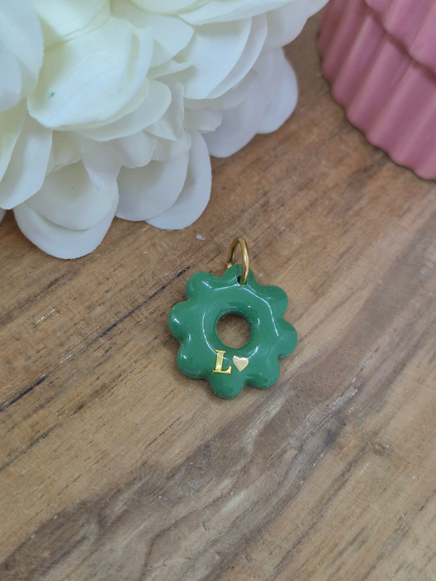 Pendentif personnalisé Nouvelles couleurs Lettre + Cœur
