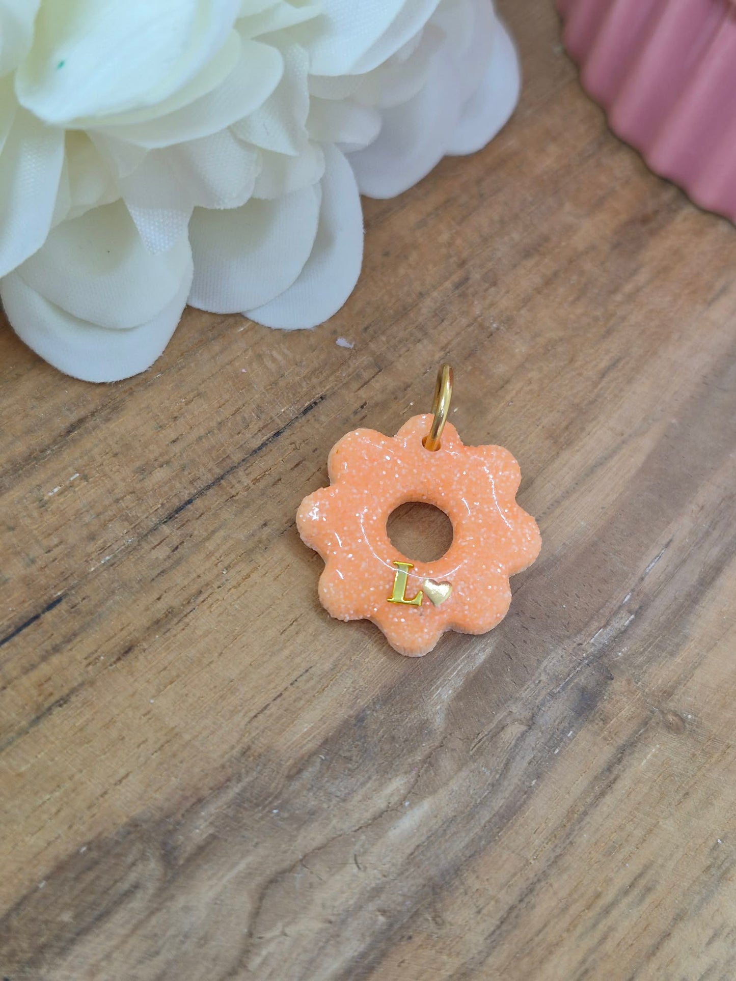Pendentif personnalisé Nouvelles couleurs Lettre + Cœur