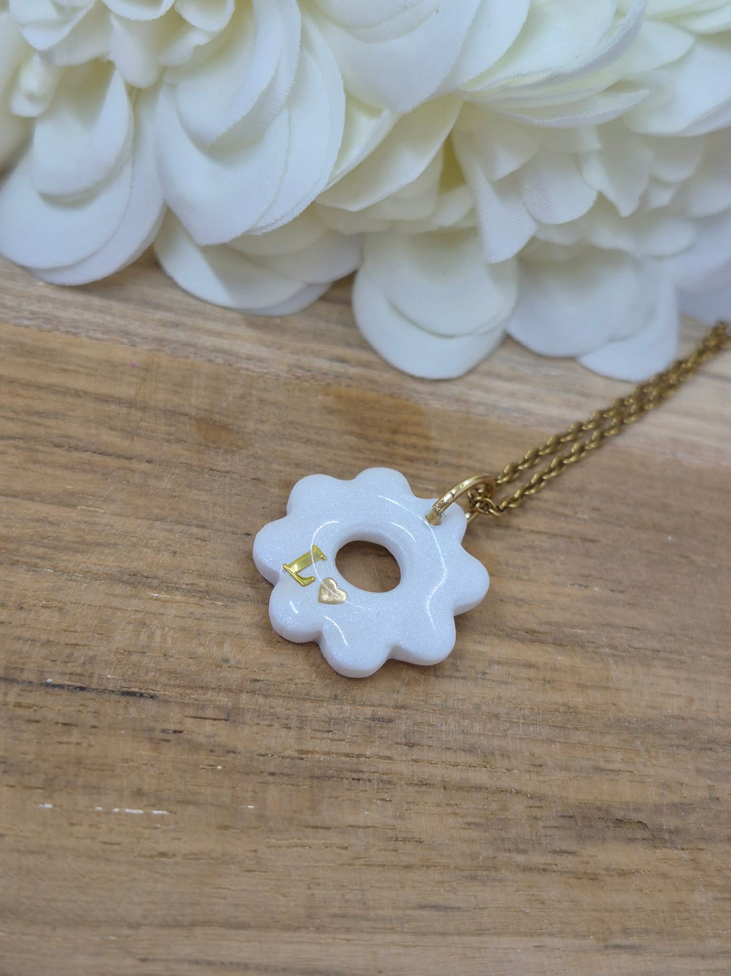 Pendentif personnalisé lettre + cœur