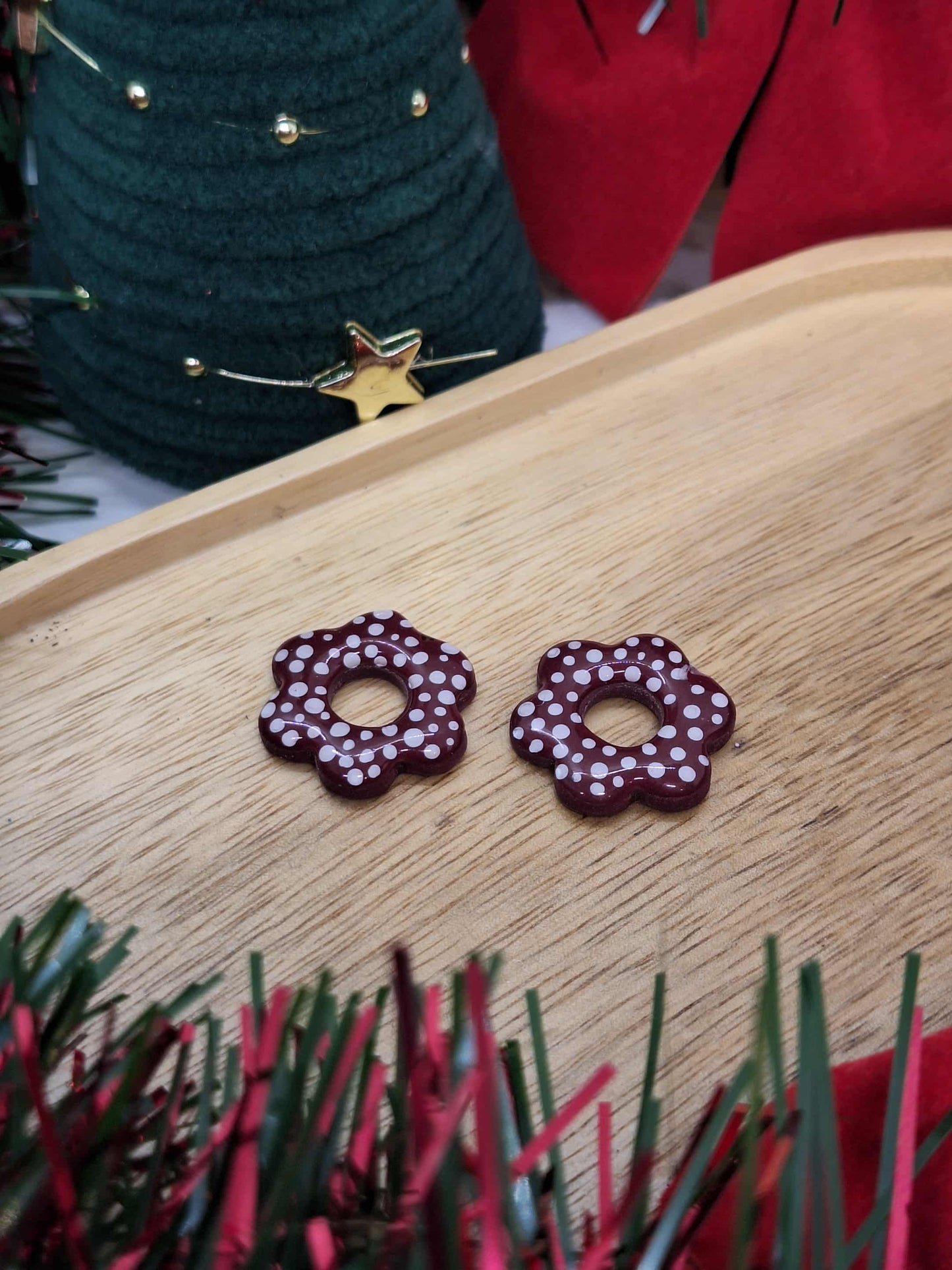 Pampille - FLORA - Bordeaux à pois blanc.