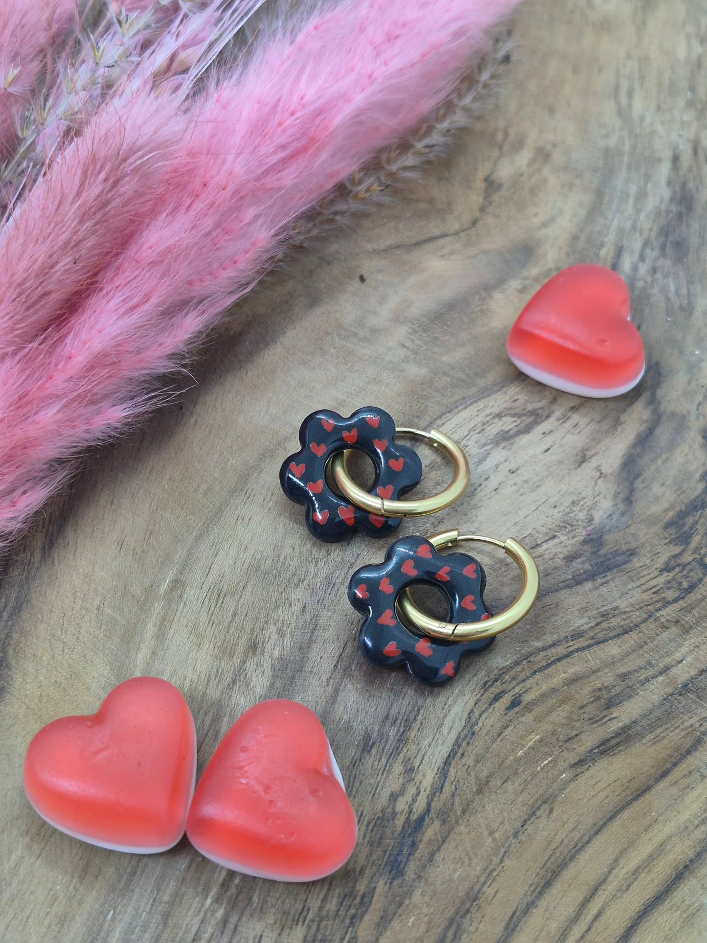 Pampille - Noir avec cœurs rouge