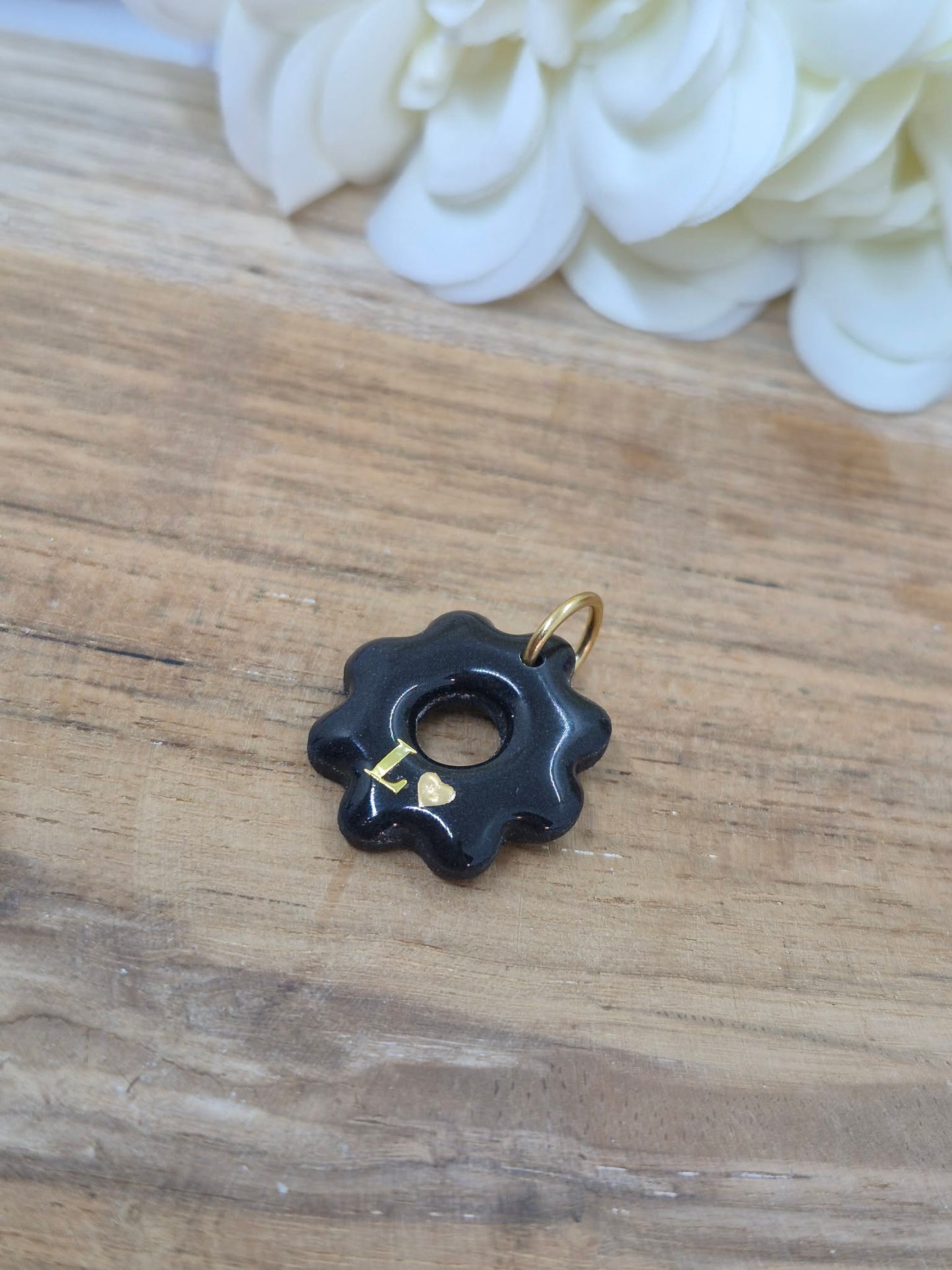 Pendentif personnalisé lettre + cœur