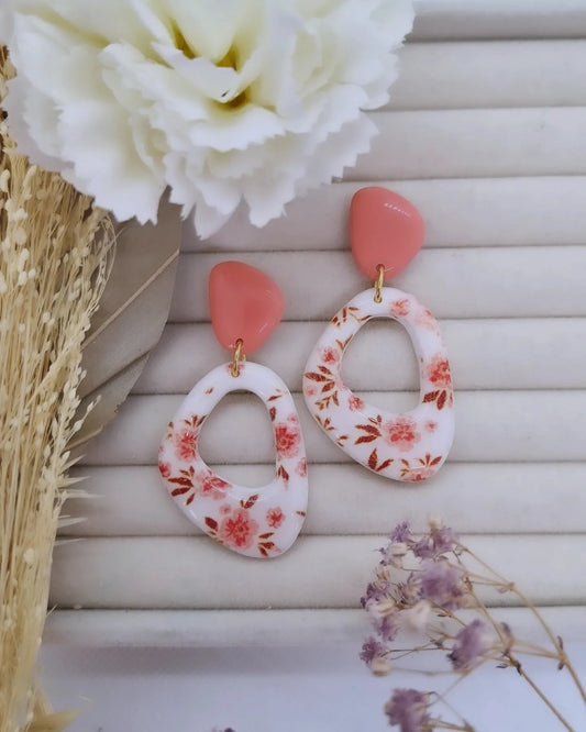 Boucle d’oreille - MOTIF FLEUR - CORAIL
